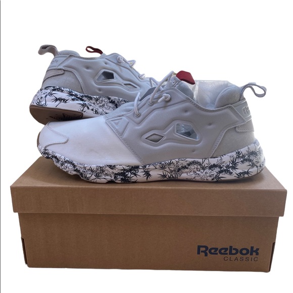 Reebok Furylite AG sneakers - Picture 1 of 7